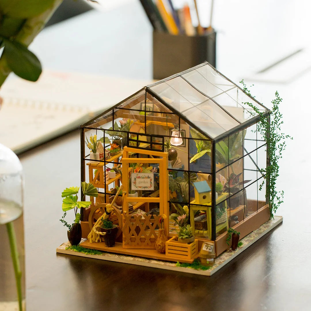 Cathy's Flower House DIY Miniature Dollhouse
