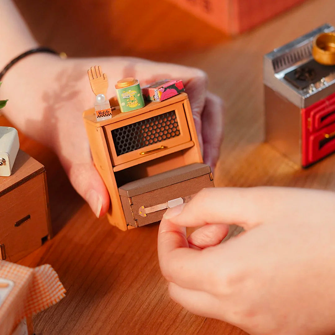 Cozy Kitchen DIY Miniature House Kit