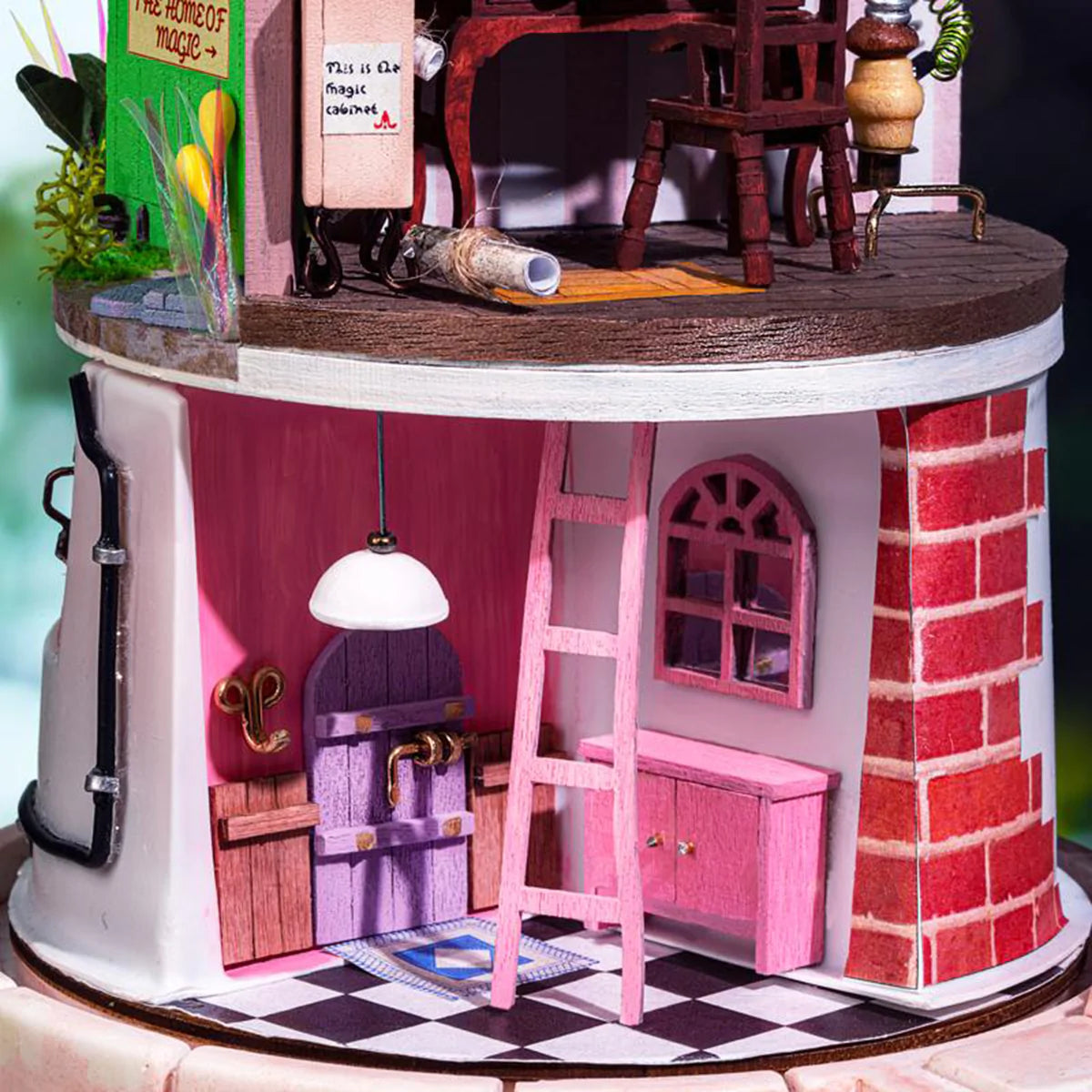 Secluded Neighbour DIY Glass Miniature Dollhouse