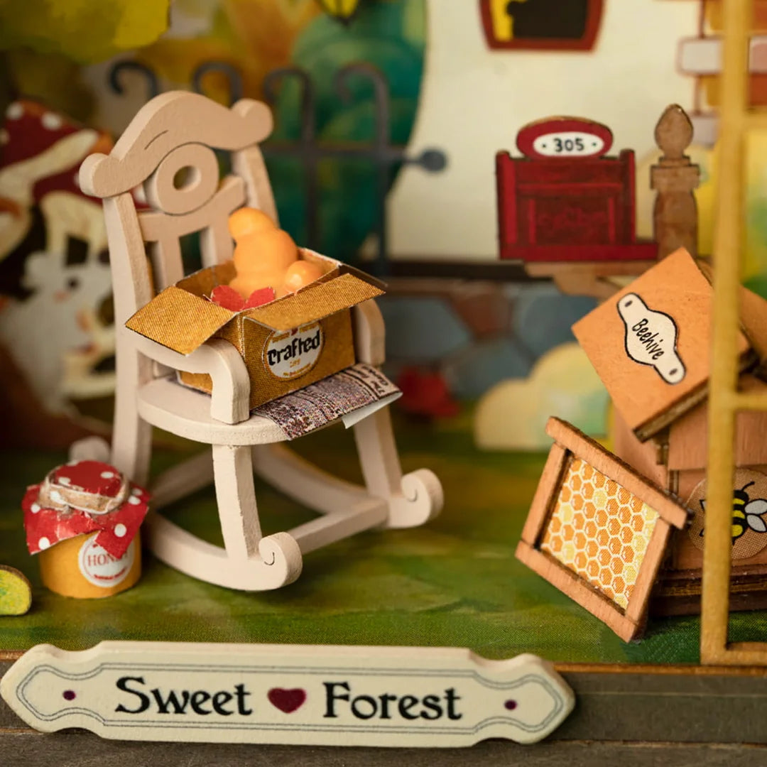 Sweet Forest DIY Dollhouse Box Theater